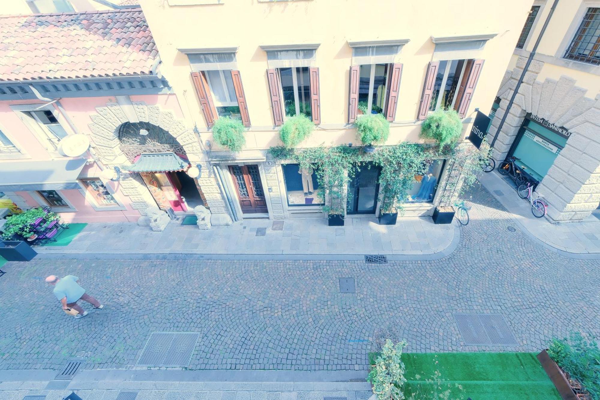 Le Case Di Sara Parking And Two Rooms In The Historic Center أوديني المظهر الخارجي الصورة